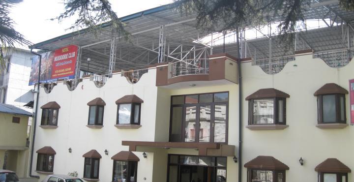 Hotel Treebo Trend Mussoorie Club Dehradun Exterior foto