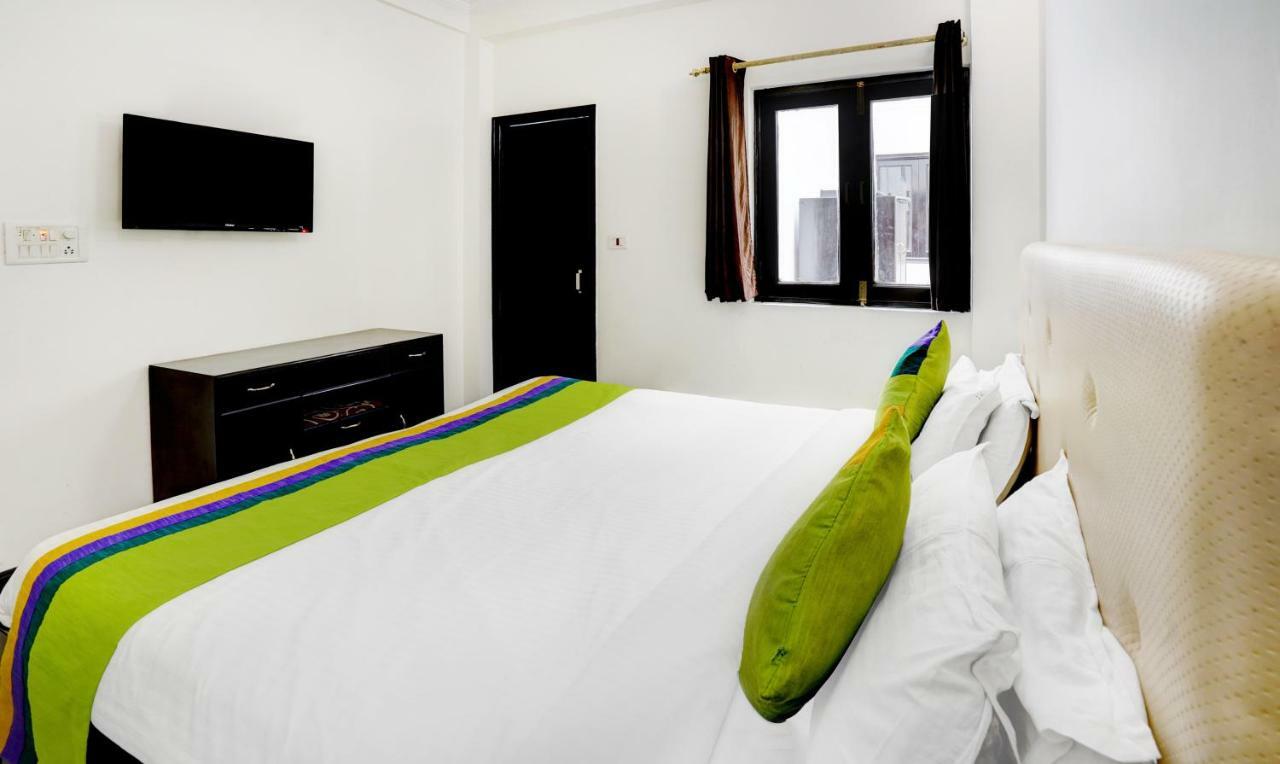 Hotel Treebo Trend Mussoorie Club Dehradun Exterior foto